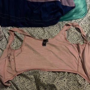 Windsor Top light pink colored.